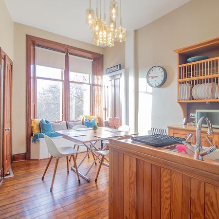 Pass The Keys Beautiful, Traditional 2 Bed Flat W Free Parking Glasgow Eksteriør bilde