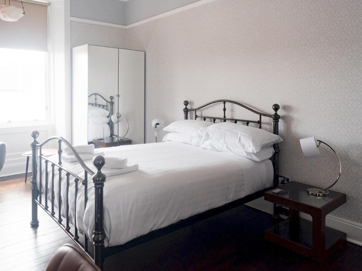 Pass The Keys Beautiful, Traditional 2 Bed Flat W Free Parking Glasgow Eksteriør bilde