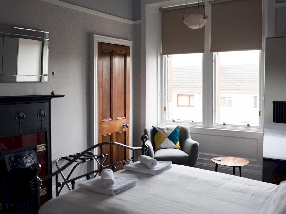 Pass The Keys Beautiful, Traditional 2 Bed Flat W Free Parking Glasgow Eksteriør bilde