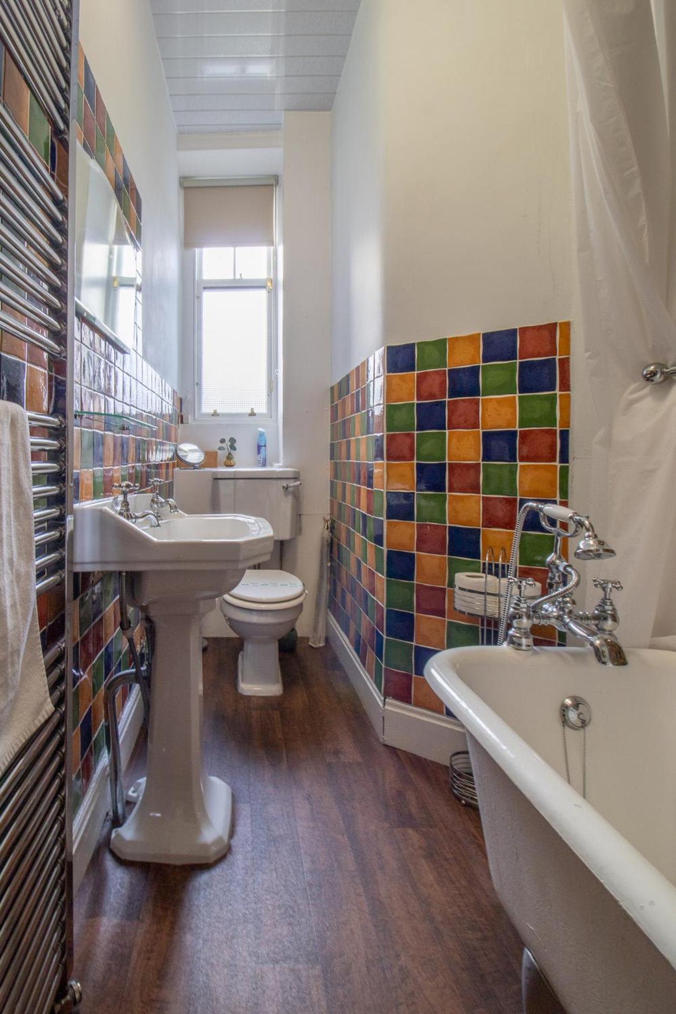 Pass The Keys Beautiful, Traditional 2 Bed Flat W Free Parking Glasgow Eksteriør bilde